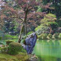 Visit Kenroku En Gardens